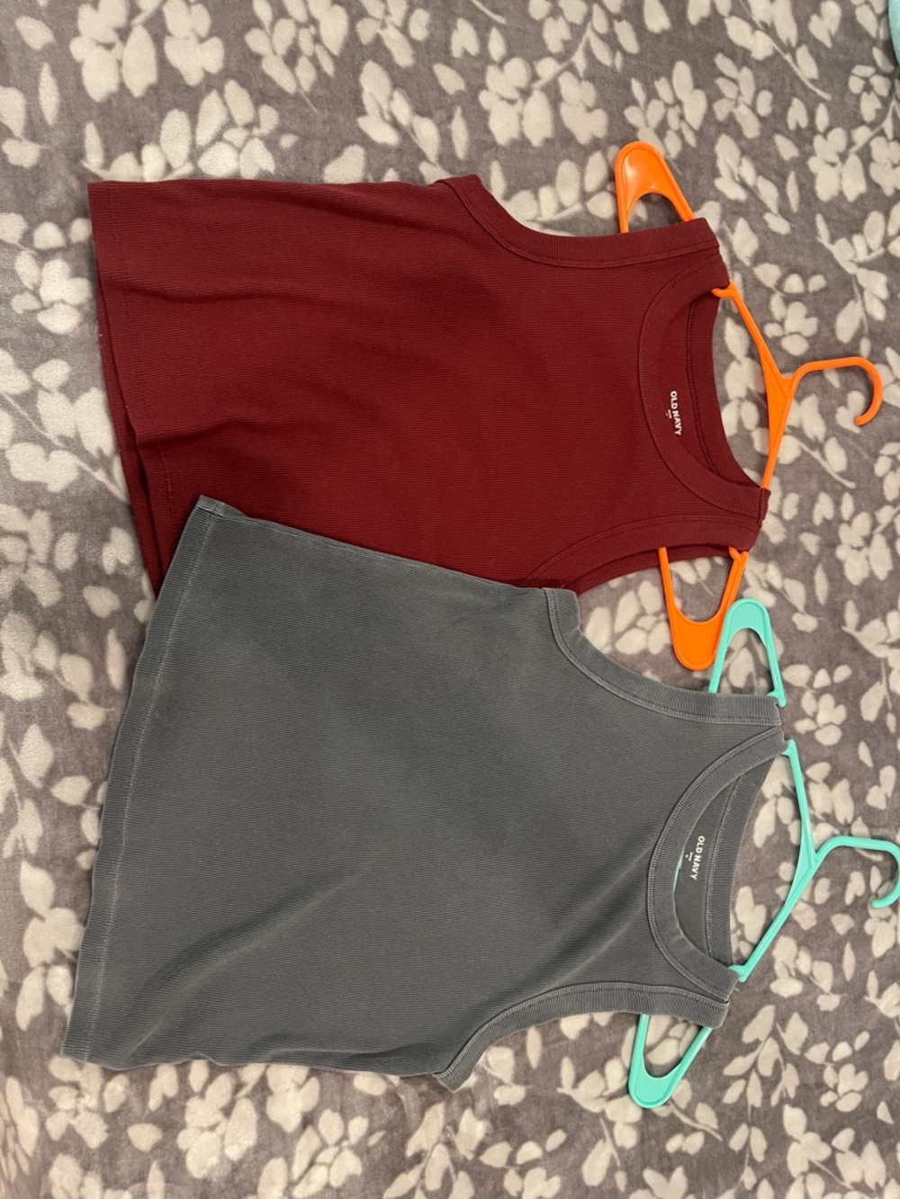 Old Navy Ribbed Tank Tops in Burgundy and Gray